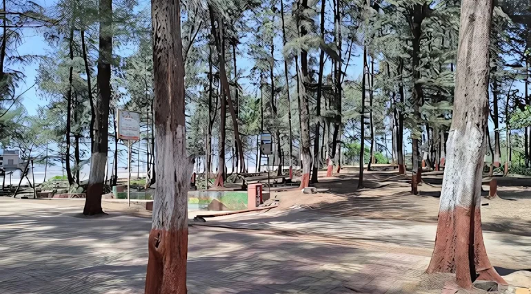 awaas beach near villa